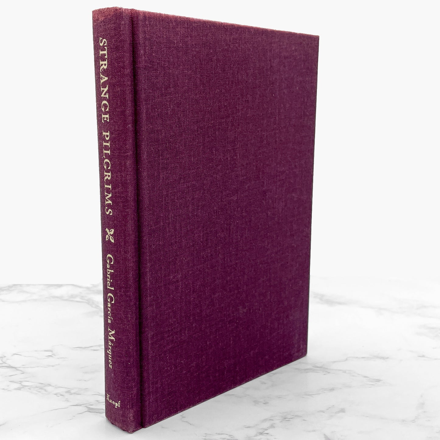 Strange Pilgrims: Stories by Gabriel García Márquez [U.S. FIRST EDITION • FIRST PRINTING] 1993