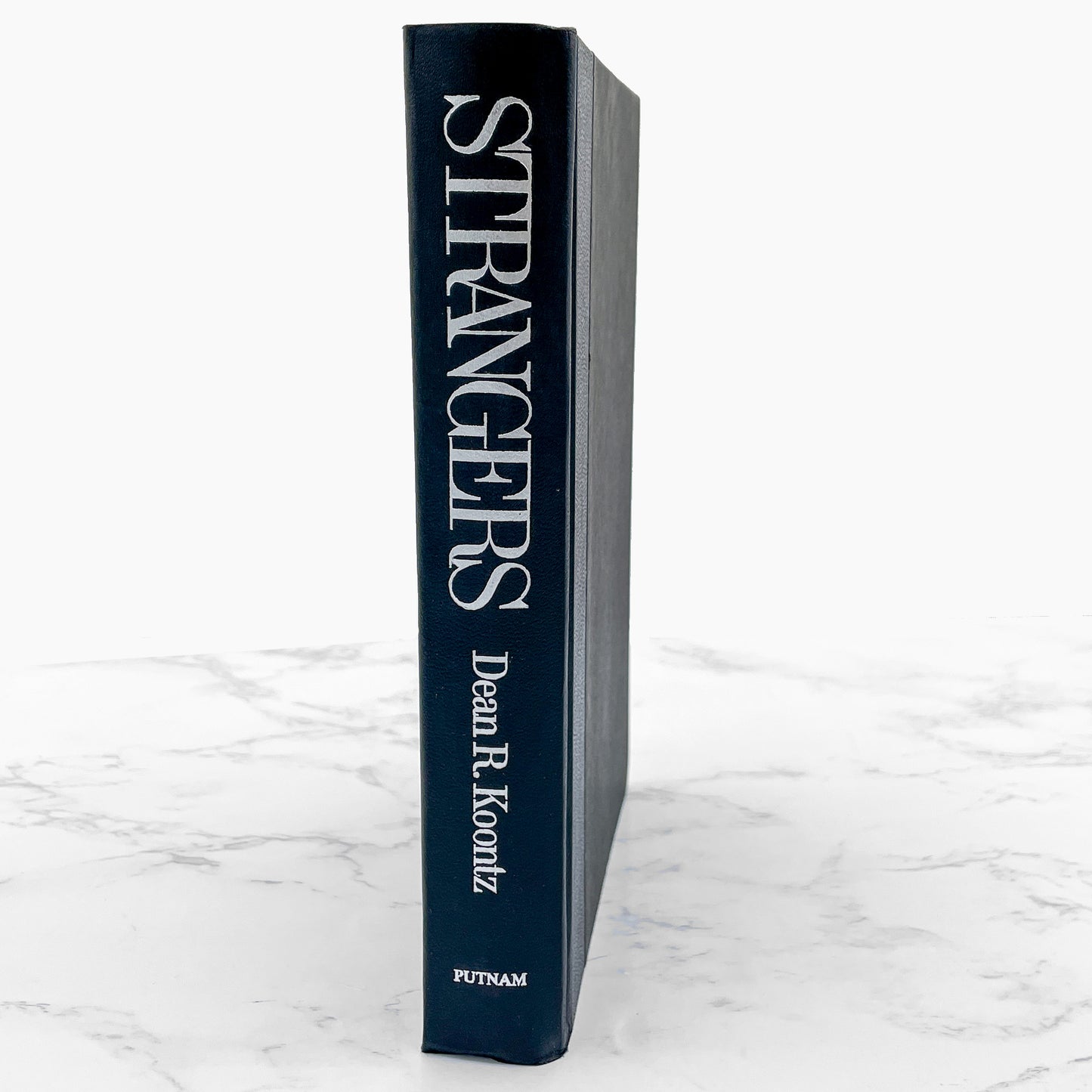 Strangers by Dean Koontz [1986 HARDCOVER] BCE • G.P. Putnam's Sons