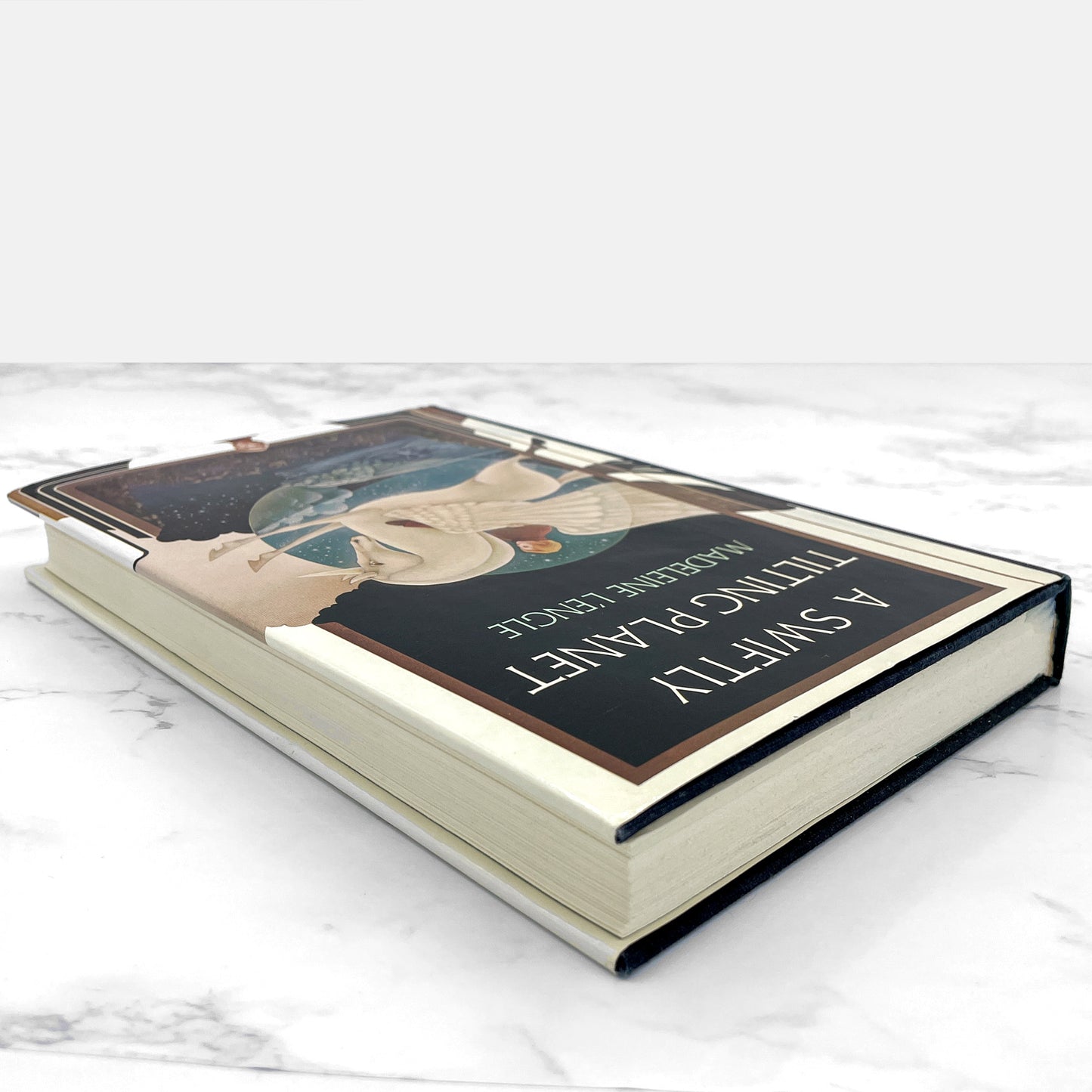 A Swiftly Tilting Planet by Madeleine L'Engle [FIRST EDITION] 1980 • 6th Print • FSG *See Condition!