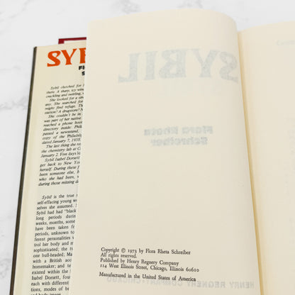 Sybil by Flora Rheta Schreiber [FIRST BOOK CLUB EDITION] 1973 • Henry Regnery