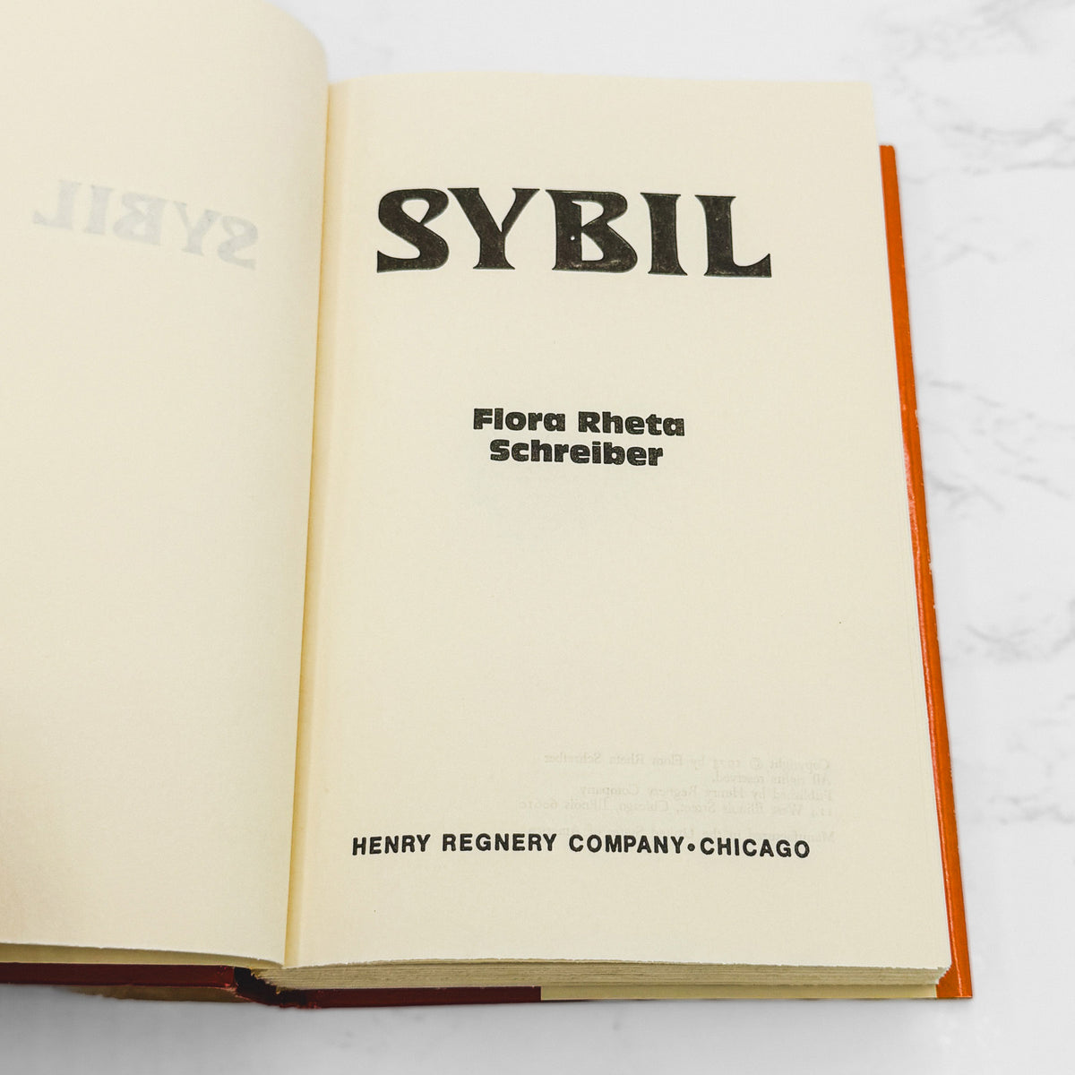 Sybil by Flora Rheta Schreiber [FIRST BOOK CLUB EDITION] 1973 • Henry Regnery