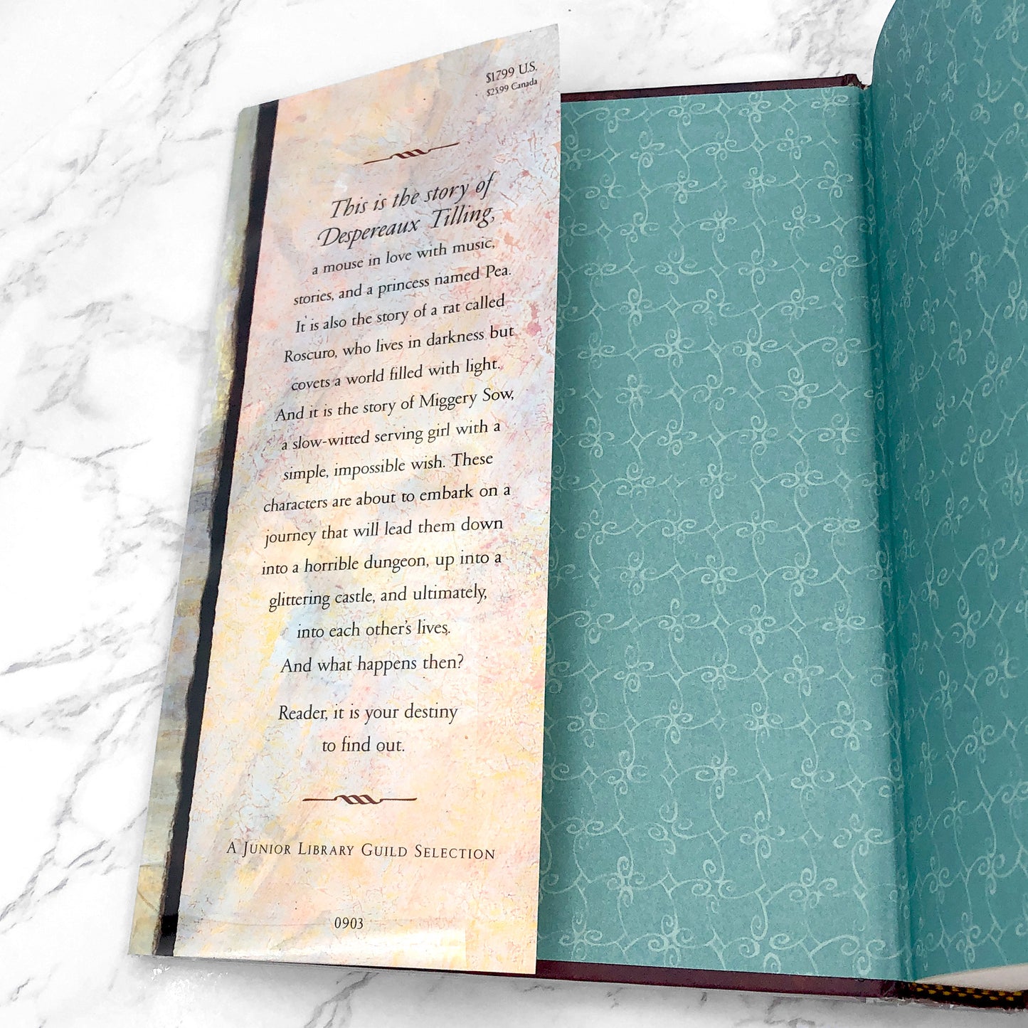 The Tale of Despereaux by Kate DiCamillo [FIRST EDITION] 2003 • Candlewick Press