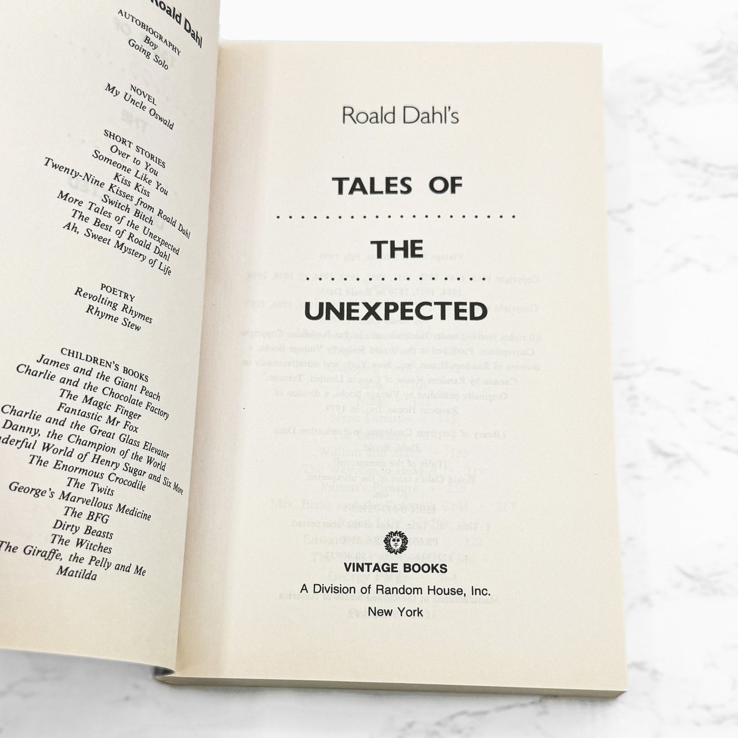 Tales of the Unexpected by Roald Dahl [TRADE PAPERBACK] 1990 • Vintage Books
