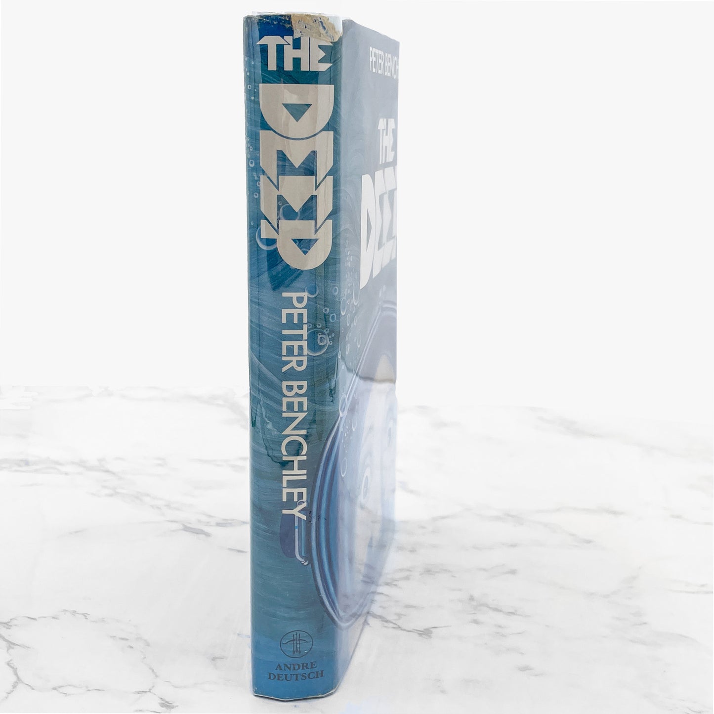 The Deep by Peter Benchley [U.K. FIRST EDITION] 1976 • Andre Deutsch
