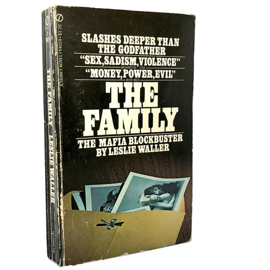 The Family by Leslie Waller [FIRST PAPERBACK PRINTING] 1969 • Signet