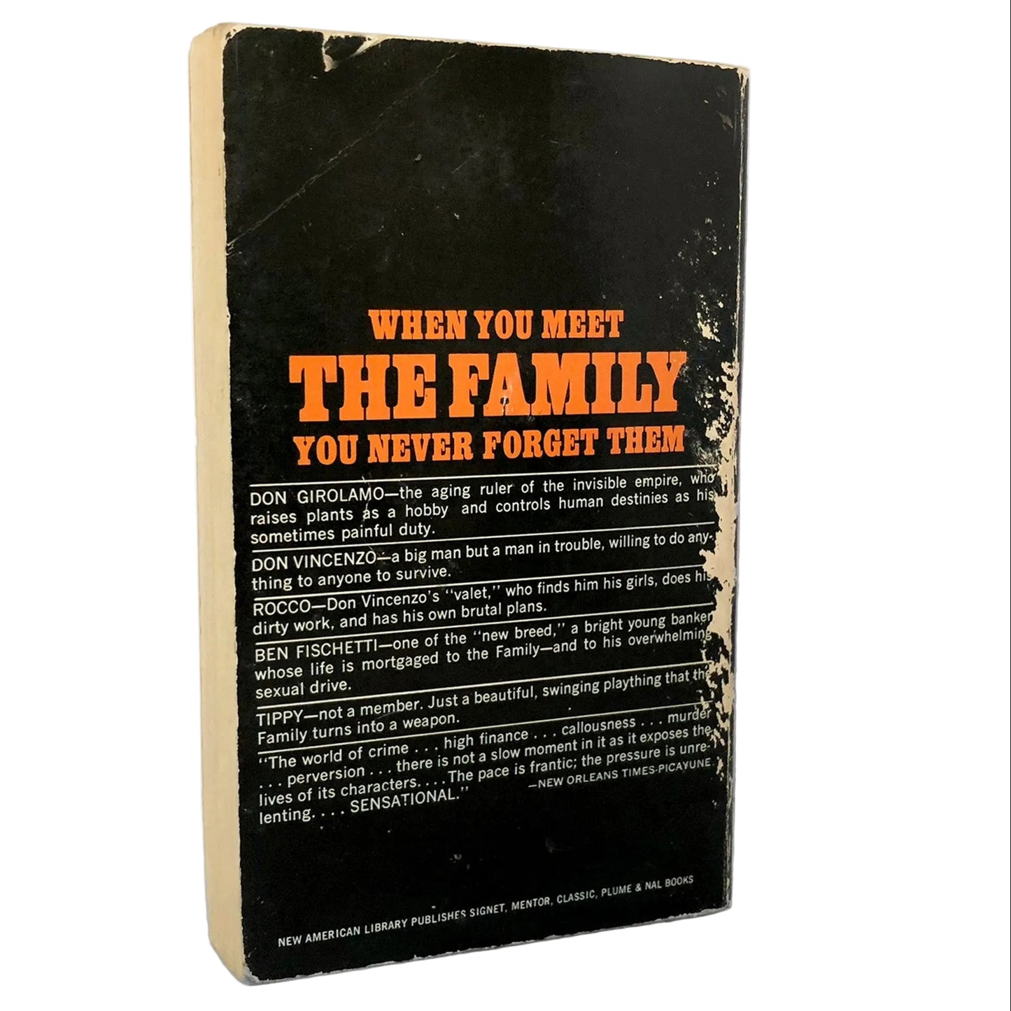 The Family by Leslie Waller [FIRST PAPERBACK PRINTING] 1969 • Signet