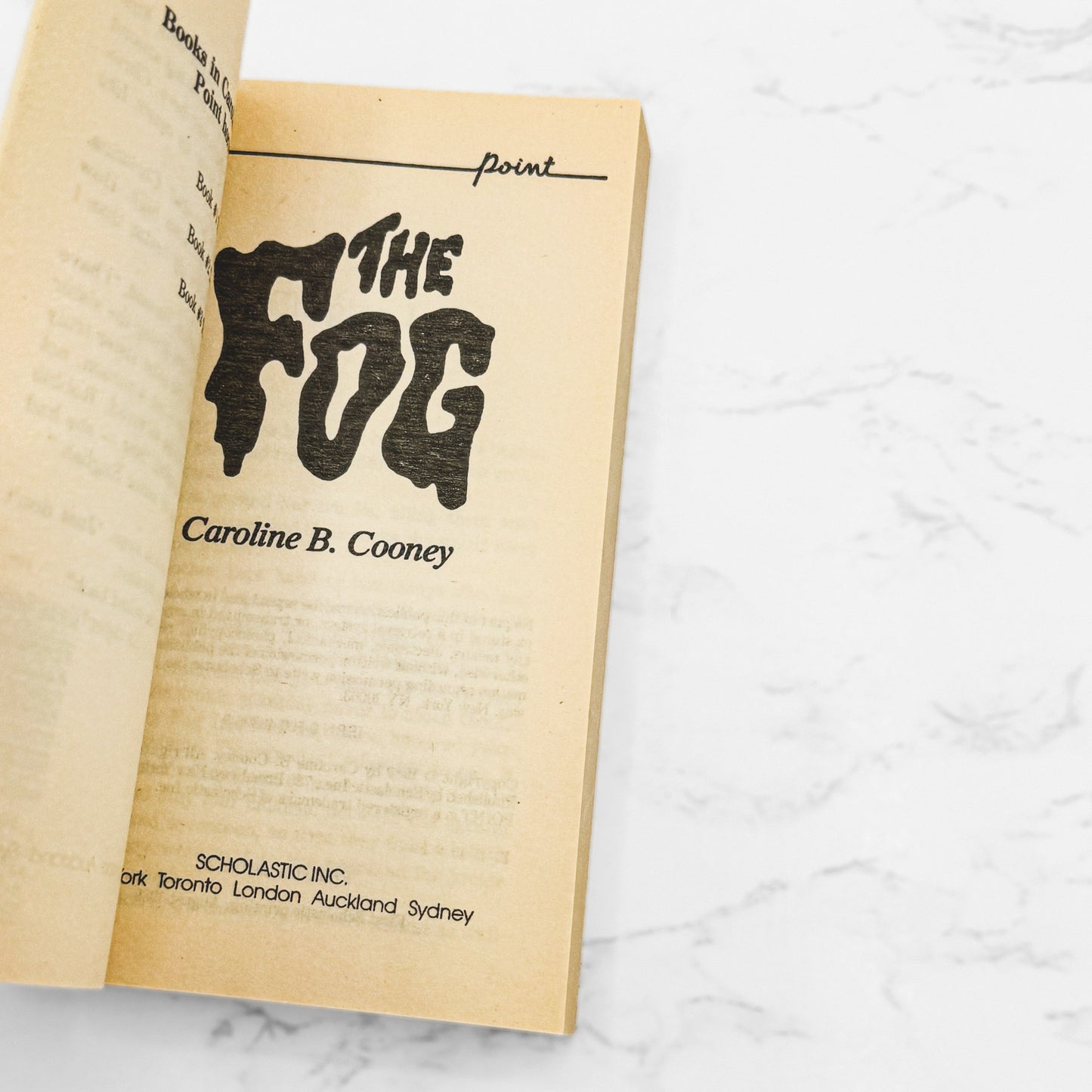 The Fog by Caroline B. Cooney [FIRST EDITION PAPERBACK] 1989 • Point Horror