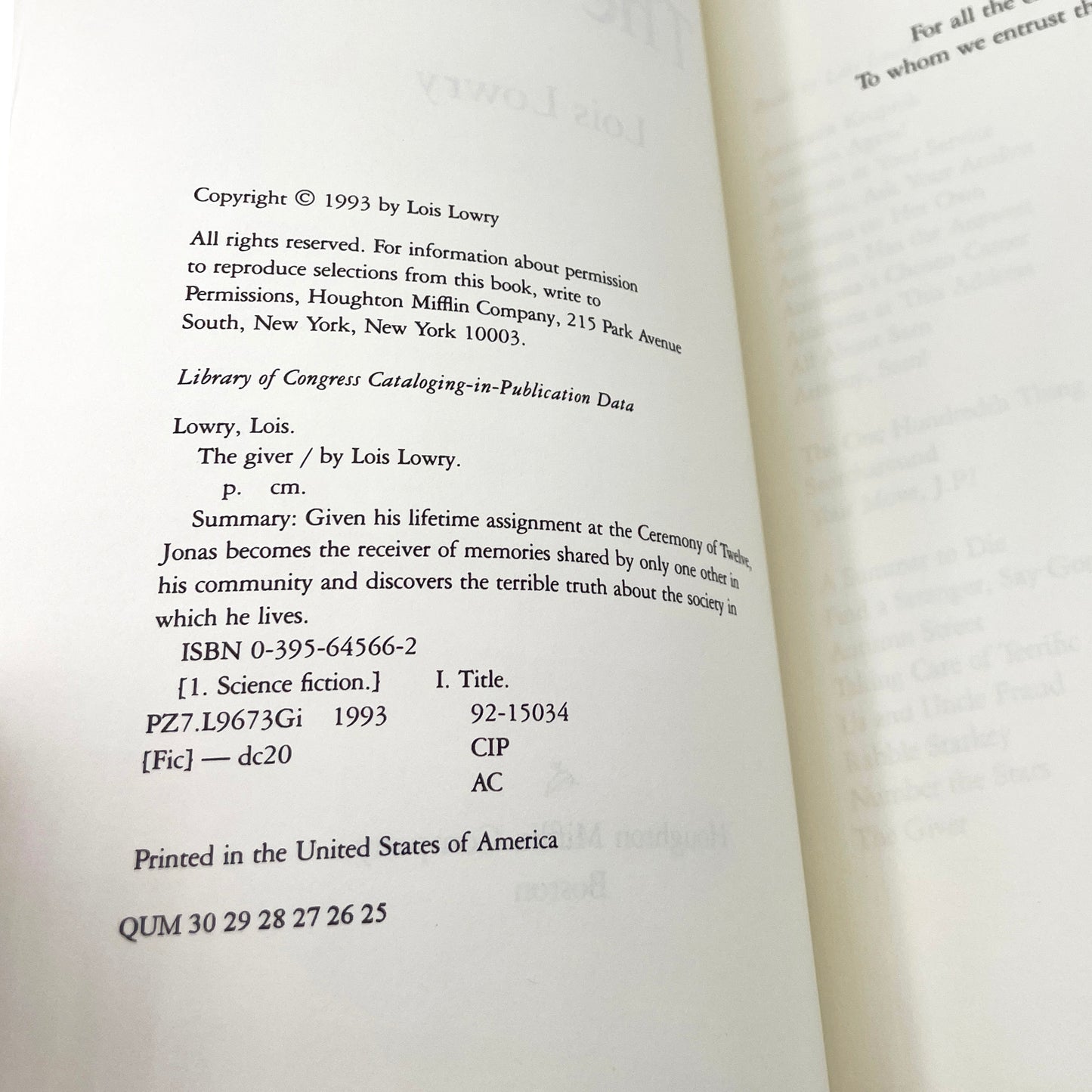 The Giver by Lois Lowry [FIRST EDITION] 1993 • Houghton Mifflin