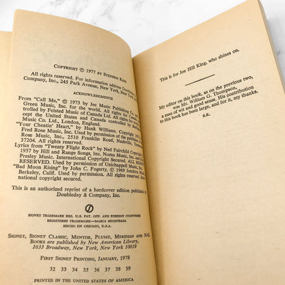 The Shining by Stephen King [1978 PAPERBACK] • Signet