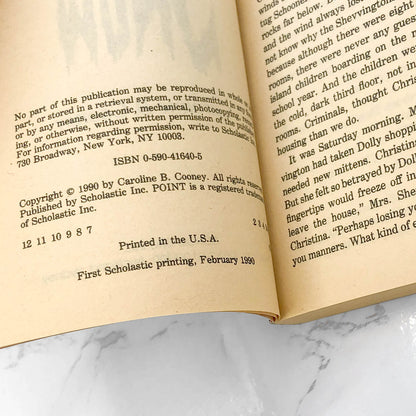 The Snow by Caroline B. Cooney [FIRST EDITION PAPERBACK] 1990 • Point Horror