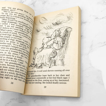 The Witches by Roald Dahl [FIRST PAPERBACK EDITION] 1985 • Puffin Books