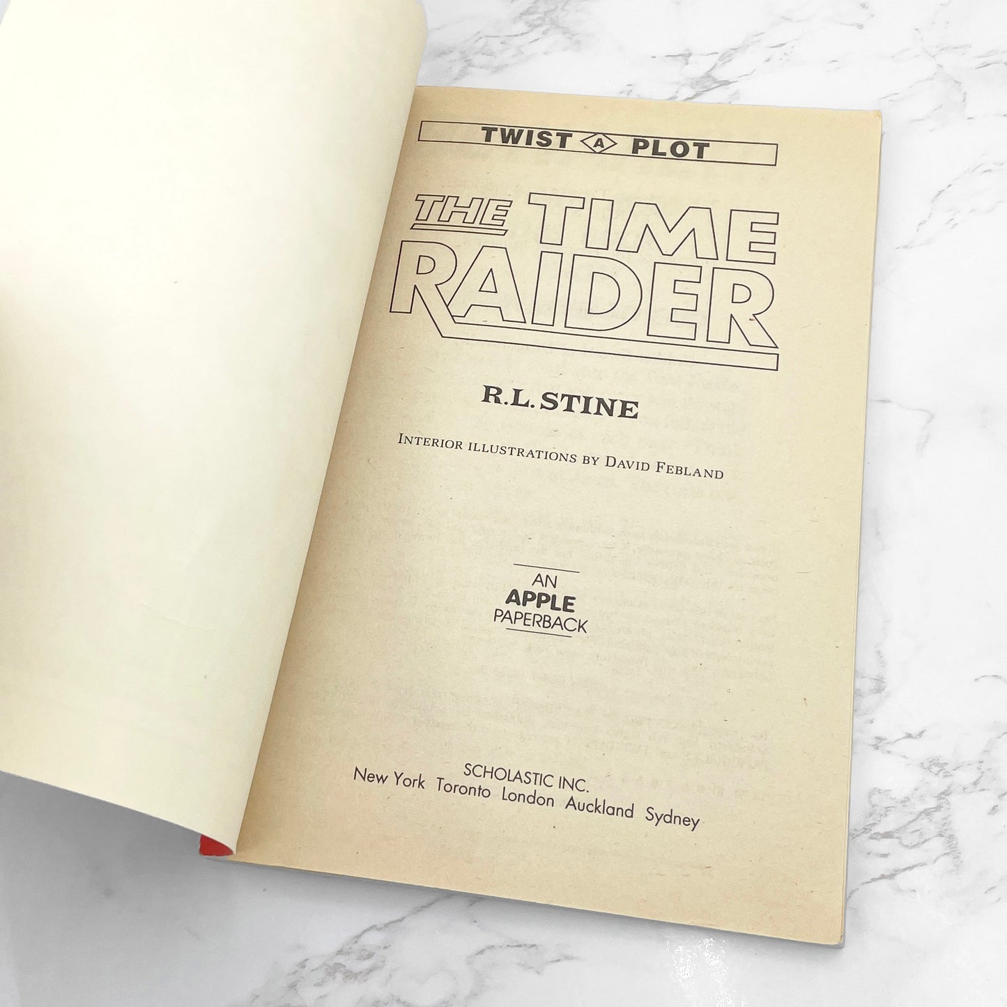 The Time Raider by R.L. Stine [TRADE PAPERBACK] 1992 • Twistaplot #1