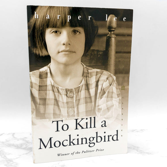 To Kill a Mockingbird by Harper Lee [TRADE PAPERBACK] 2002 • Perennial Classics
