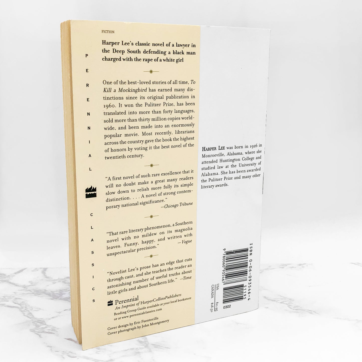 To Kill a Mockingbird by Harper Lee [TRADE PAPERBACK] 2002 • Perennial Classics