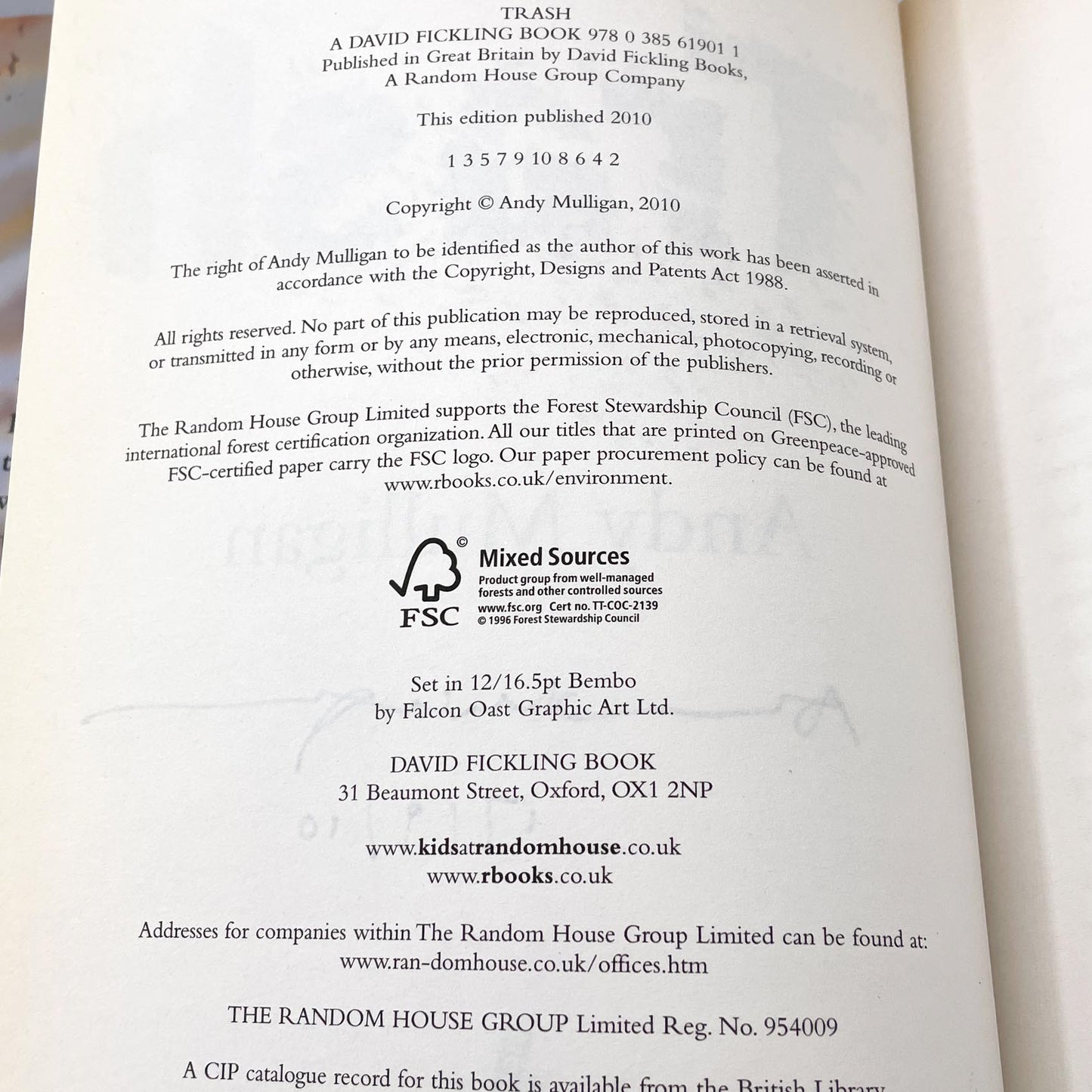 Trash by Andy Mulligan SIGNED! [LIMITED U.K. FIRST EDITION • FIRST PRINTING] 2010 • David Fickling Books