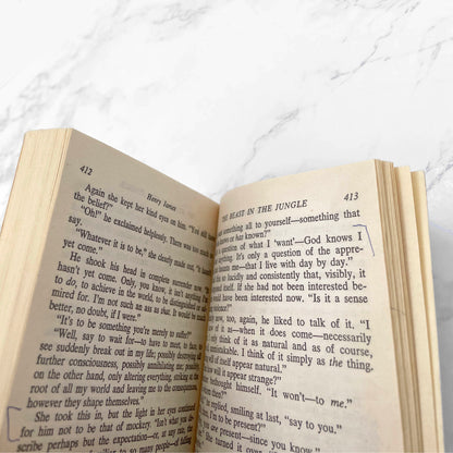 The Turn of the Screw & Other Short Novels by Henry James [1980 PAPERBACK] • Signet