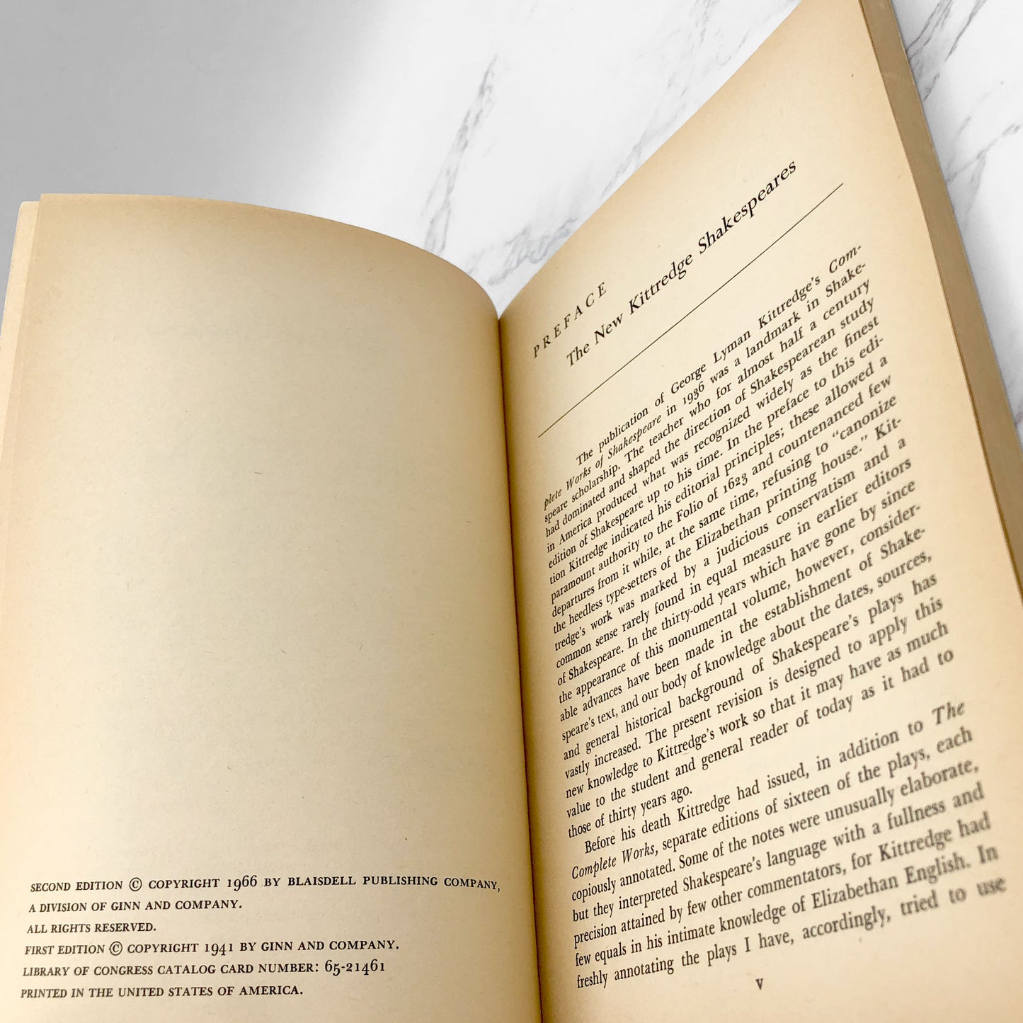 Twelfth Night by William Shakespeare [TRADE PAPERBACK] 1966 • Blaisdell *Condition