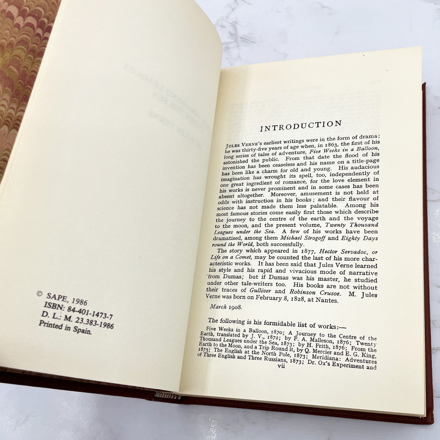 Twenty Thousand Leagues Under the Sea by Jules Verne [LEATHER-BOUND HARDCOVER] 1986 • The Booklovers Library