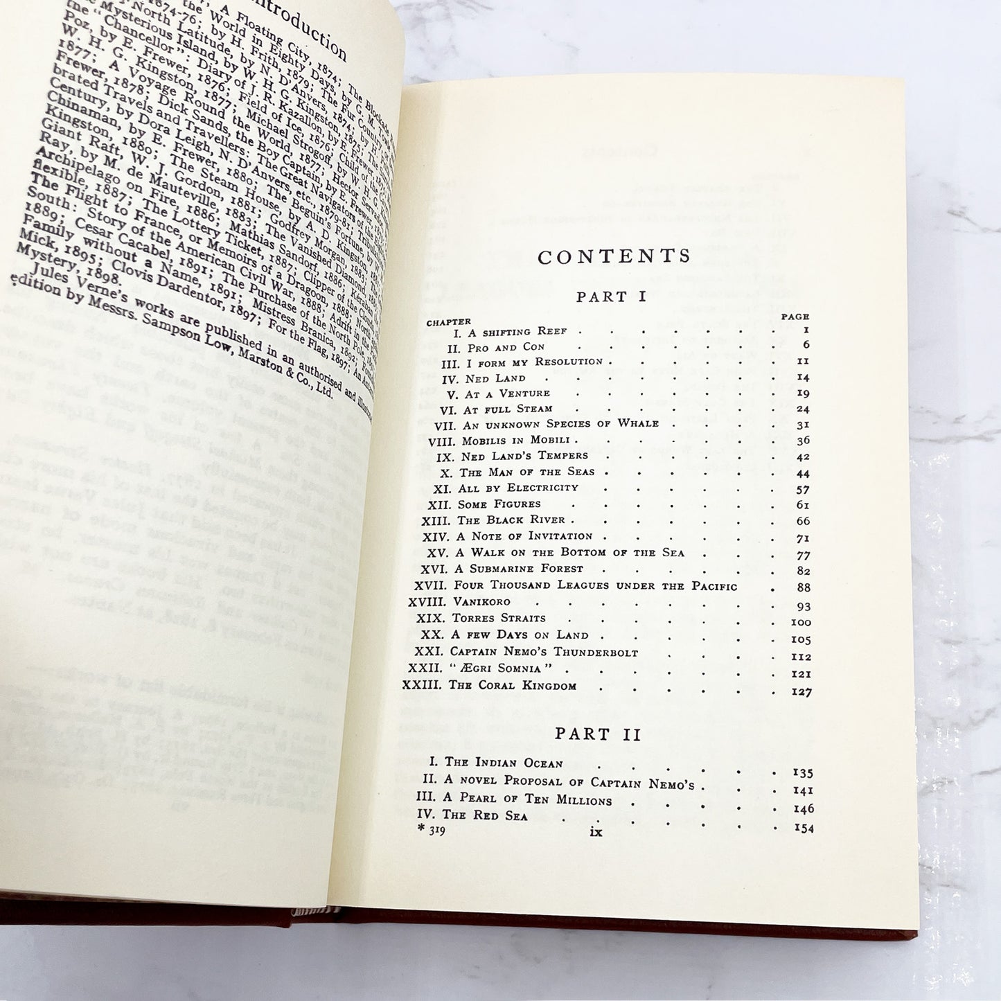 Twenty Thousand Leagues Under the Sea by Jules Verne [LEATHER-BOUND HARDCOVER] 1986 • The Booklovers Library