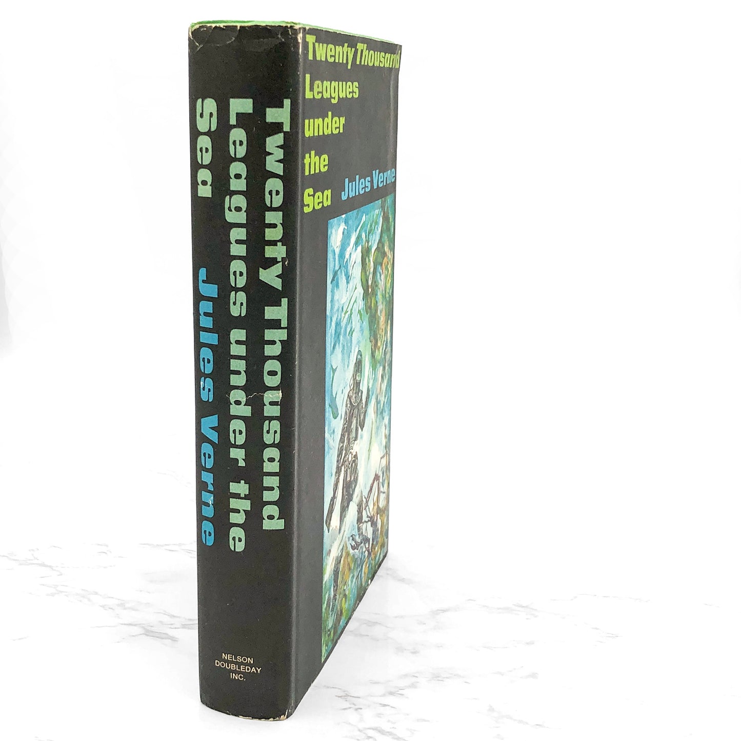 Twenty Thousand Leagues Under the Sea by Jules Verne [ILLUSTRATED HARDCOVER] 1956 • Nelson Doubleday
