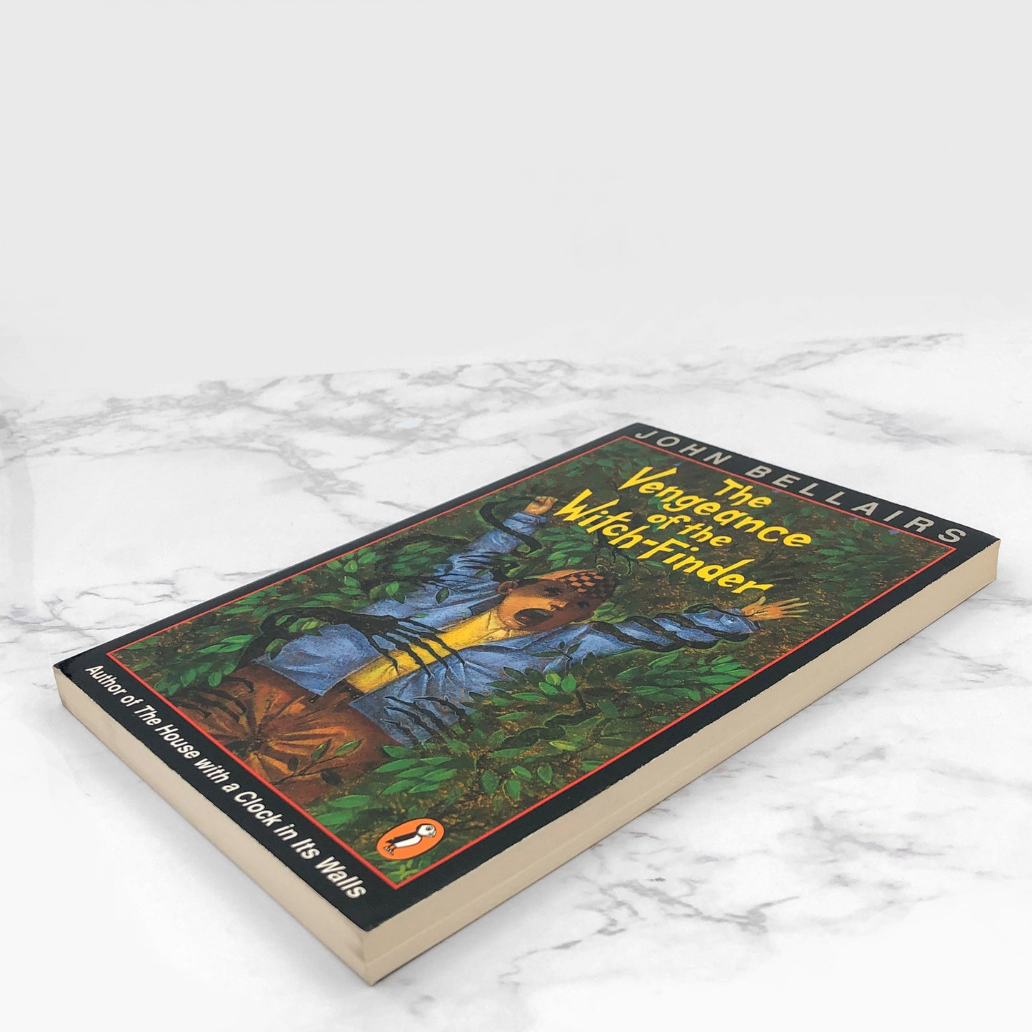The Vengeance of the Witch-Finder by John Bellairs [FIRST PAPERBACK PRINTING] 1995 • Puffin