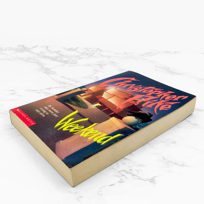 Weekend by Christopher Pike [1986 PAPERBACK] • Point Horror #3