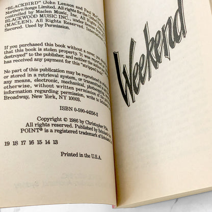 Weekend by Christopher Pike [1986 PAPERBACK] • Point Horror #3