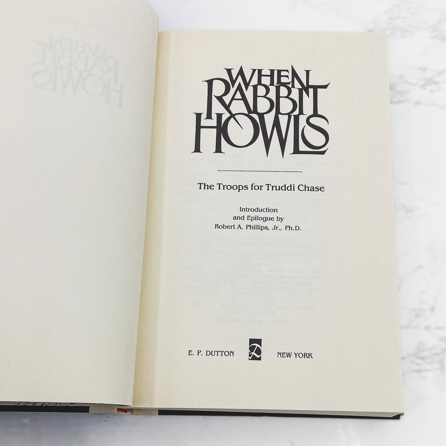 When Rabbit Howls by Truddi Chase [FIRST EDITION] 1987 • E.P. Dutton