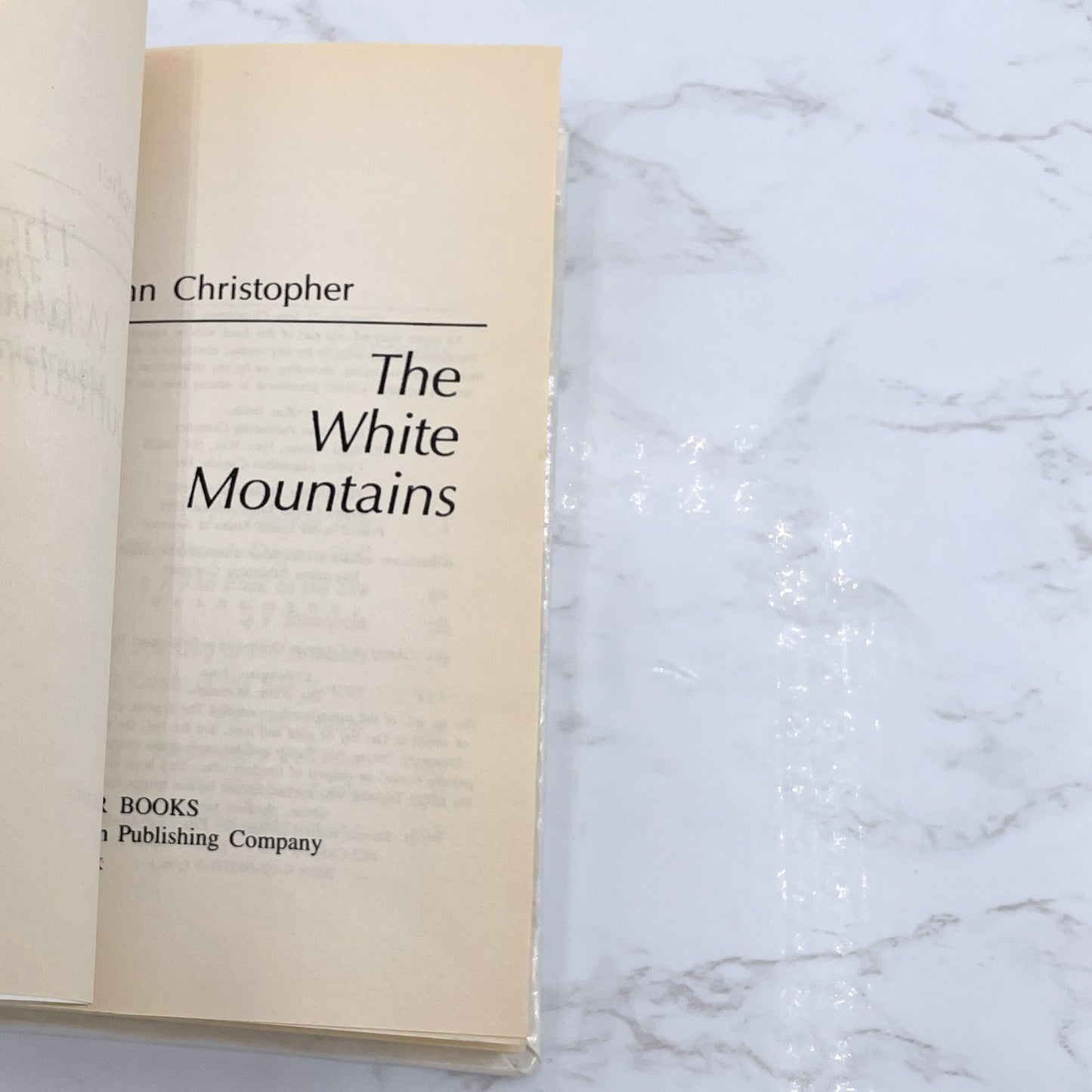 The White Mountain by John Christopher [TURTLEBACK HARDCOVER] 1988 • Collier • The Tripods #1