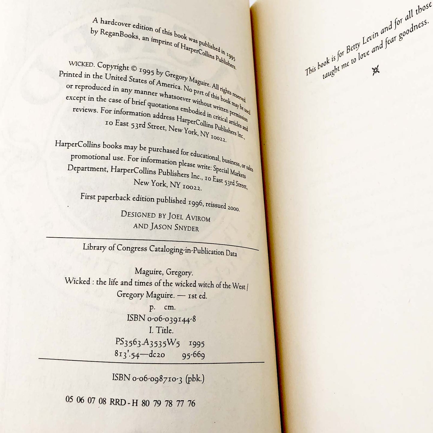 Wicked: The Life and Times of the Wicked Witch of the West by Gregory Maguire [TRADE PAPERBACK] 2000