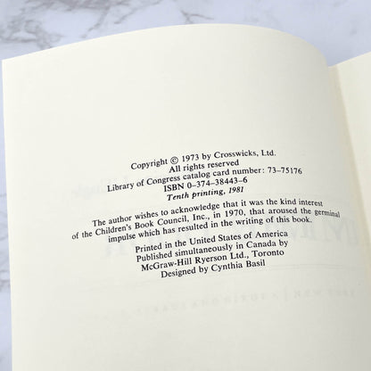 A Wind in the Door by Madeleine L'Engle [FIRST EDITION • SECOND STATE] 1981 • 10th Printing • FSG