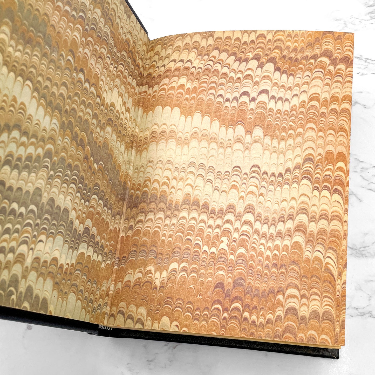 Wuthering Heights by Emily Bronte [LEATHER-BOUND HARDCOVER] 1986 • The Booklovers Library