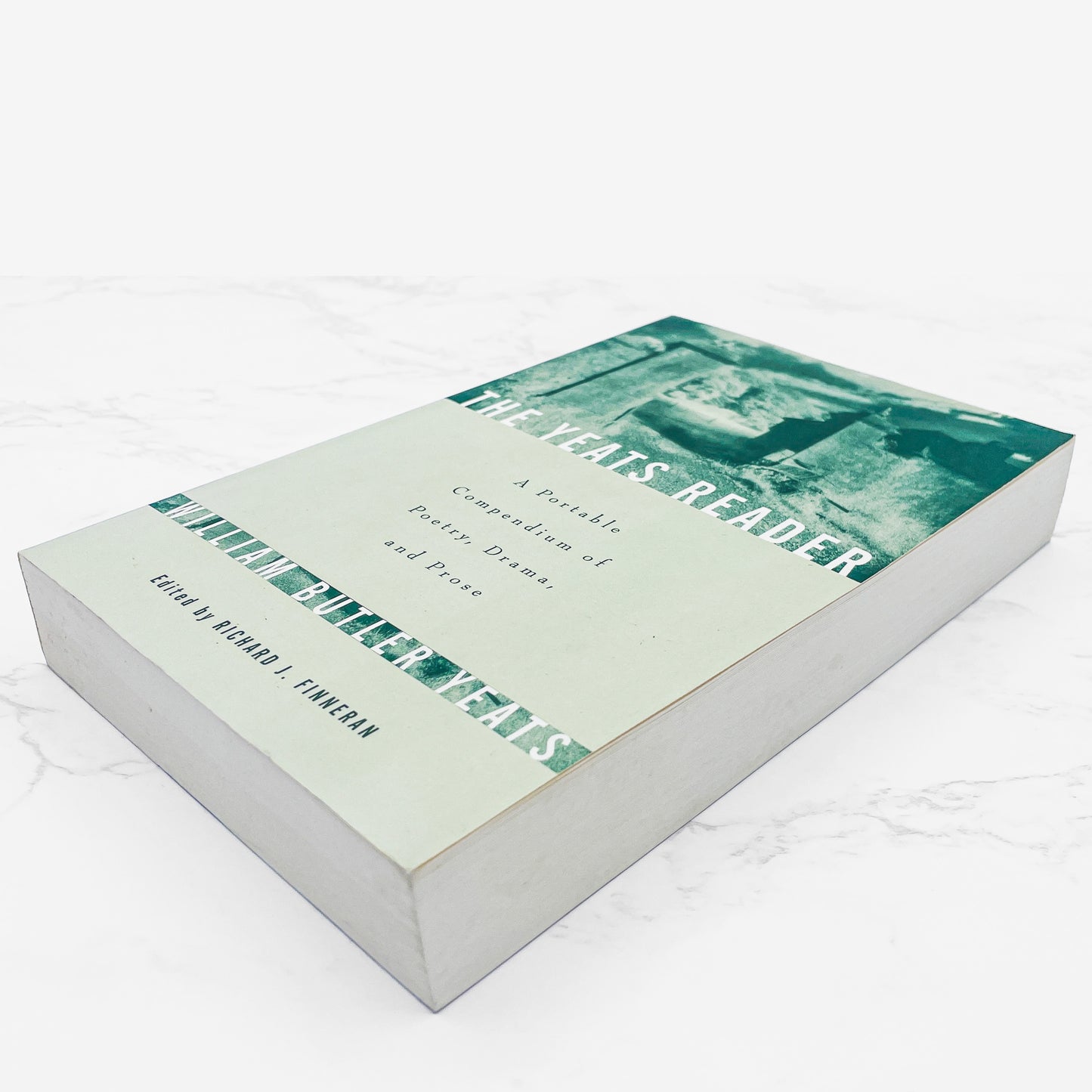 The Yeats Reader edited by Richard J. Finneran [FIRST PAPERBACK PRINTING] 1997 • Scribner