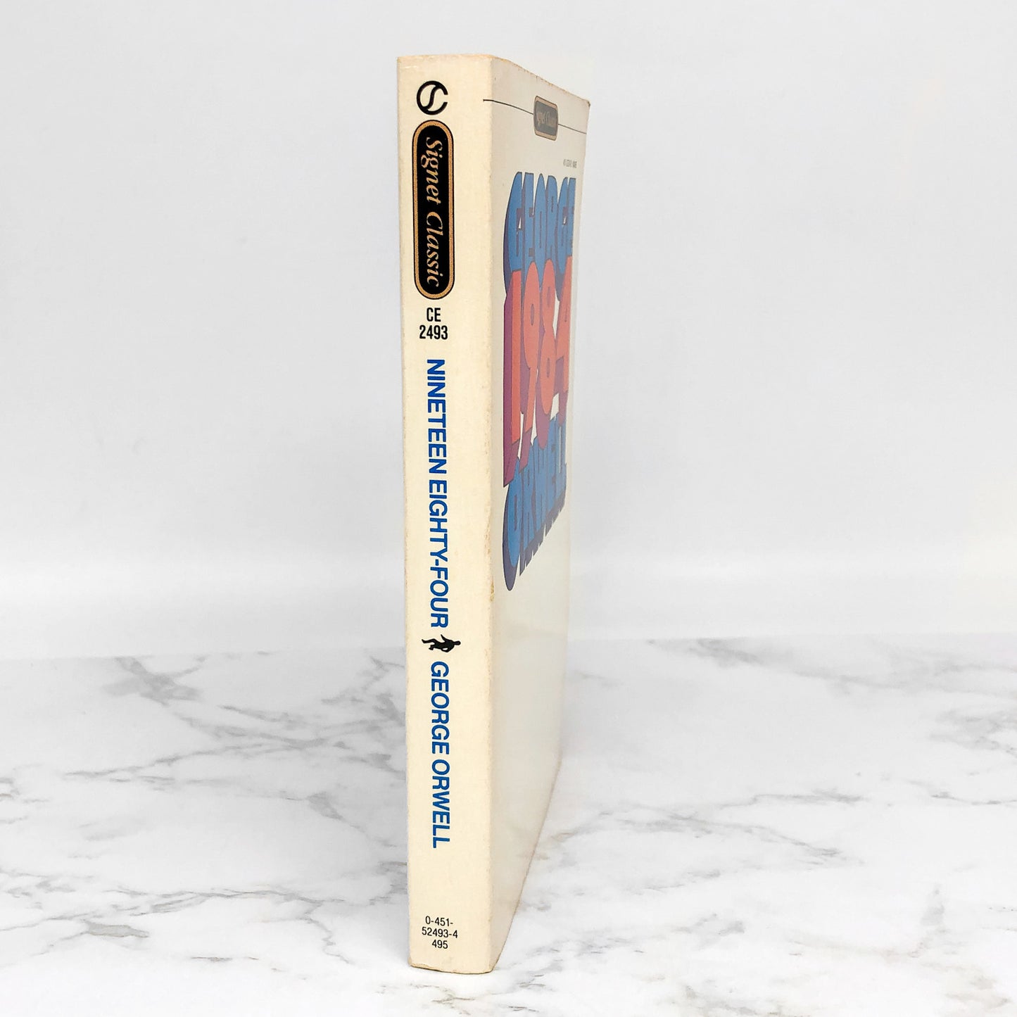 1984 by George Orwell [VINTAGE 1984 PAPERBACK]