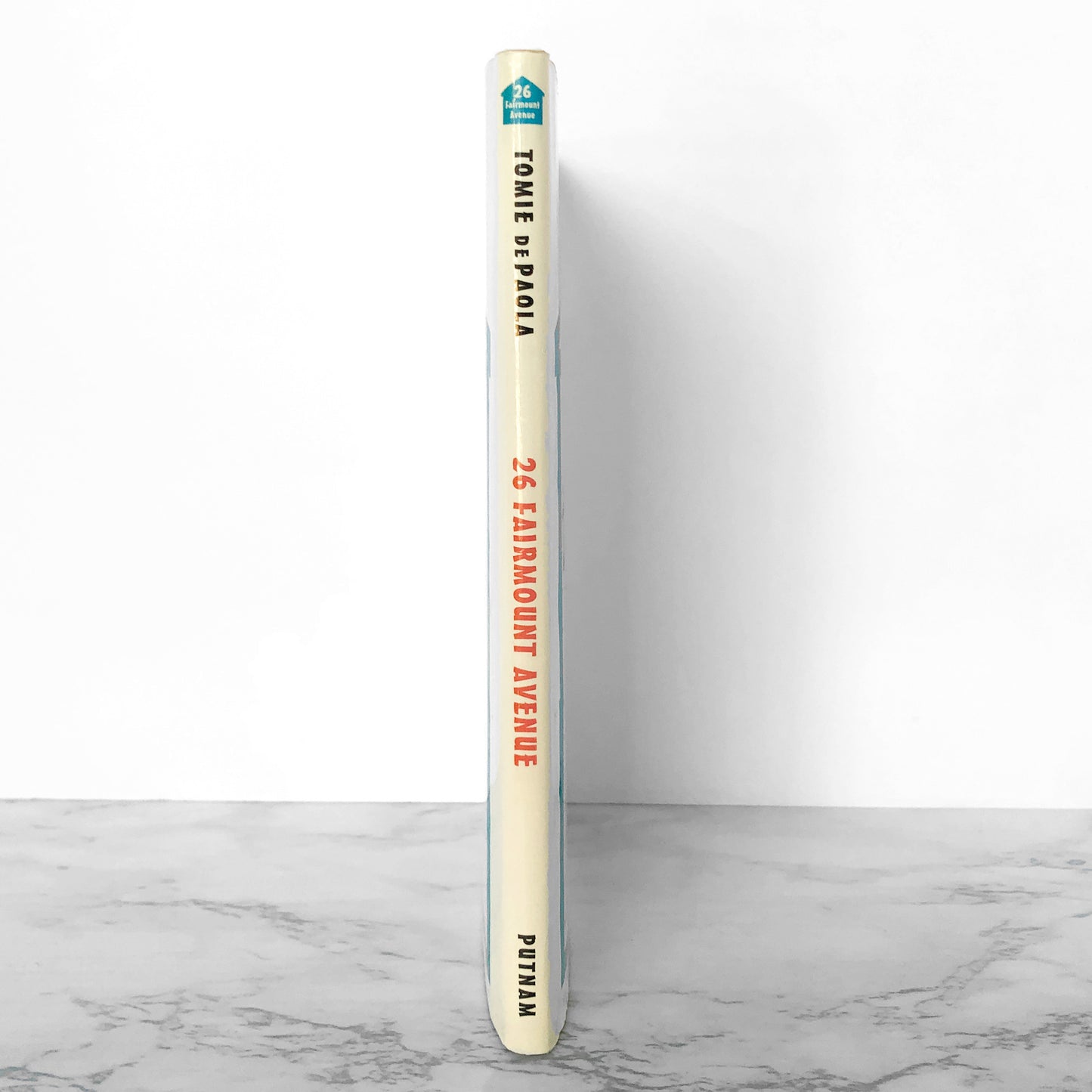 26 Fairmount Avenue by Tomie dePaola SIGNED! [FIRST EDITION]