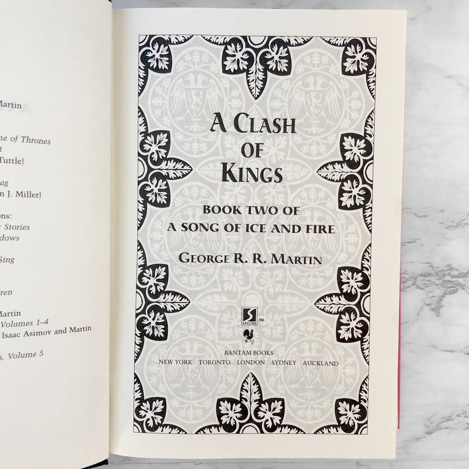 A Clash Of Kings, Book Two By George R. R. Martin - 1st Edition 1st Print -  1999