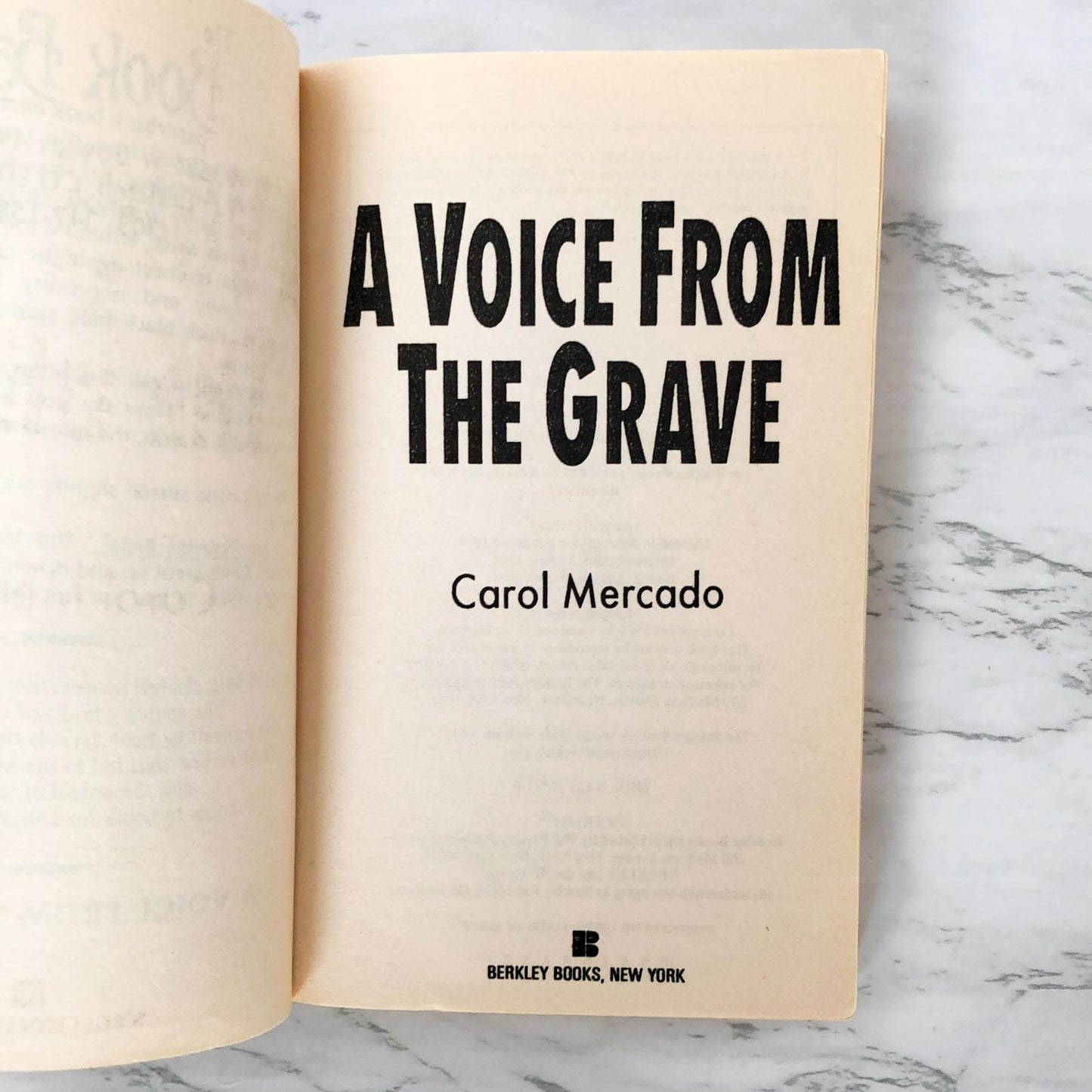 A Voice from the Grave by Carol Mercado [1996 PAPERBACK]