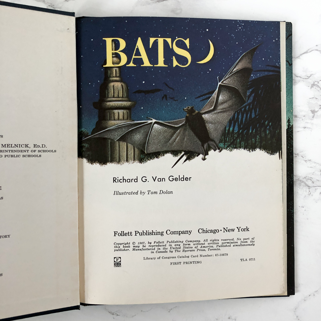 Bats by Richard G Van Gelder & Tom Dolan [FIRST EDITION] - Bookshop Apocalypse