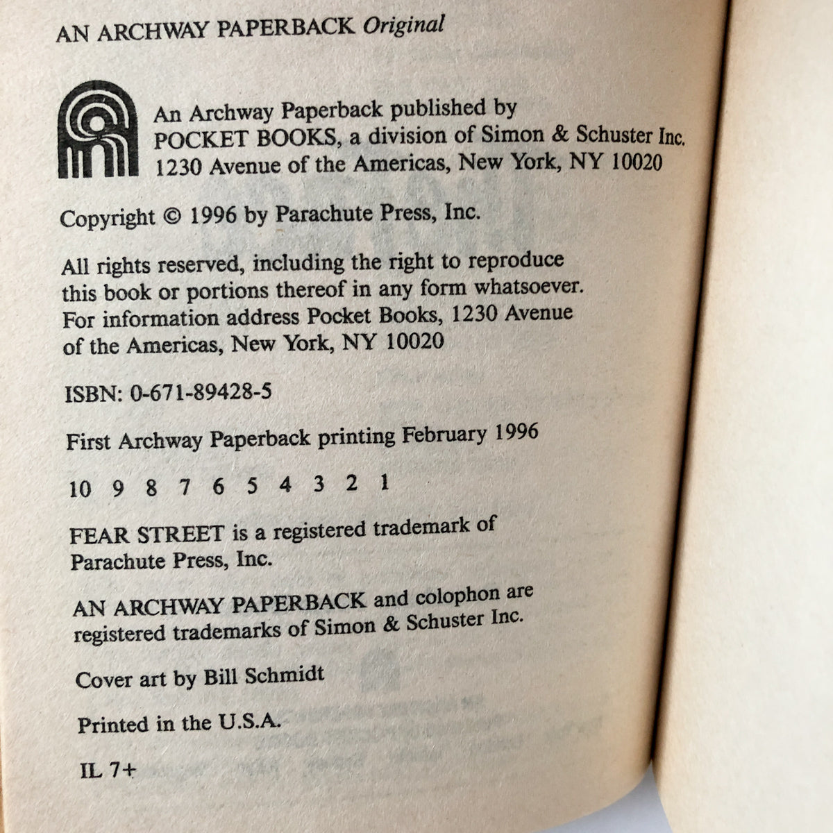 Fear Street #35: The Face by R.L. Stine [1996 PAPERBACK] - Bookshop Apocalypse