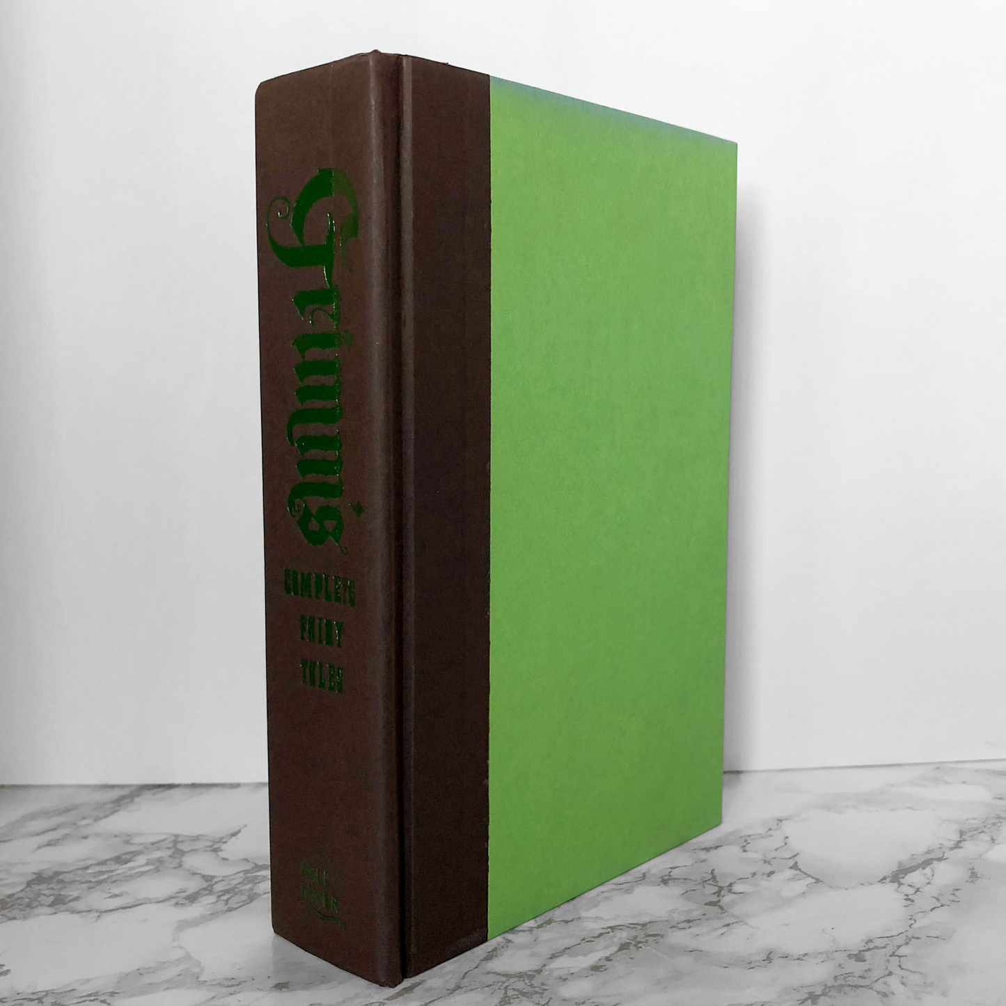 Grimm's Complete Fairy Tales [2012 HARDCOVER ANTHOLOGY] - Bookshop Apocalypse