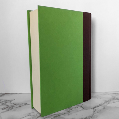 Grimm's Complete Fairy Tales [2012 HARDCOVER ANTHOLOGY] - Bookshop Apocalypse