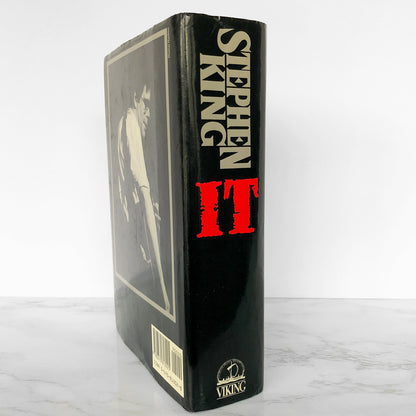 IT by Stephen King [FIRST EDITION • FIRST PRINTING] 1986 • Viking