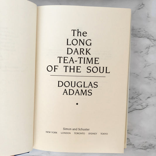 The Long Dark Tea Time of the Soul by Douglas Adams [FIRST EDITION / FIRST PRINTING] 1988