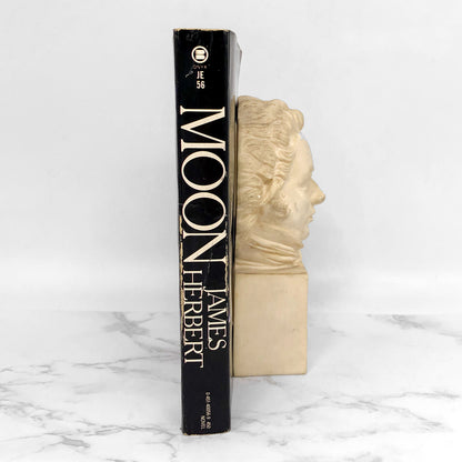 Moon by James Herbert [FIRST PAPERBACK PRINTING] 1987 • Onyx Horror