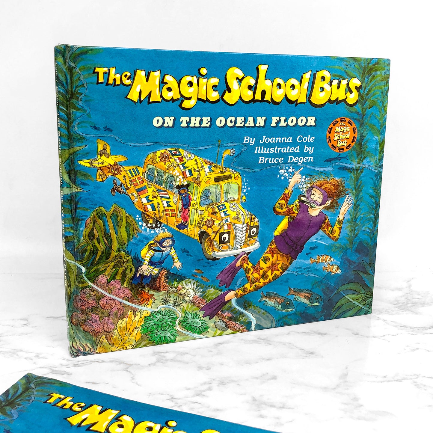 The Magic School Bus On the Ocean Floor by Joanna Cole [FIRST EDITION • FIRST PRINTING] 1992