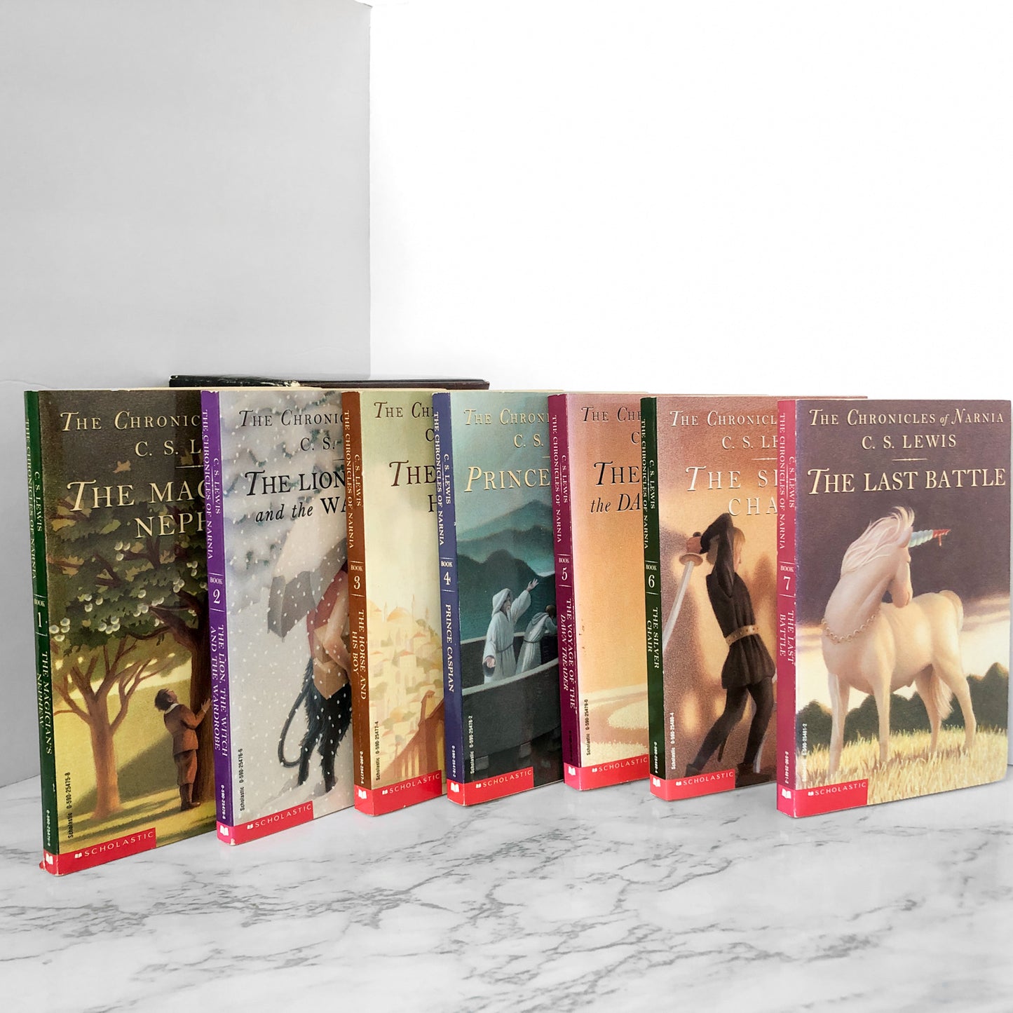The Chronicles of Narnia by C.S. Lewis [1994 PAPERBACK BOX SET] - Bookshop Apocalypse