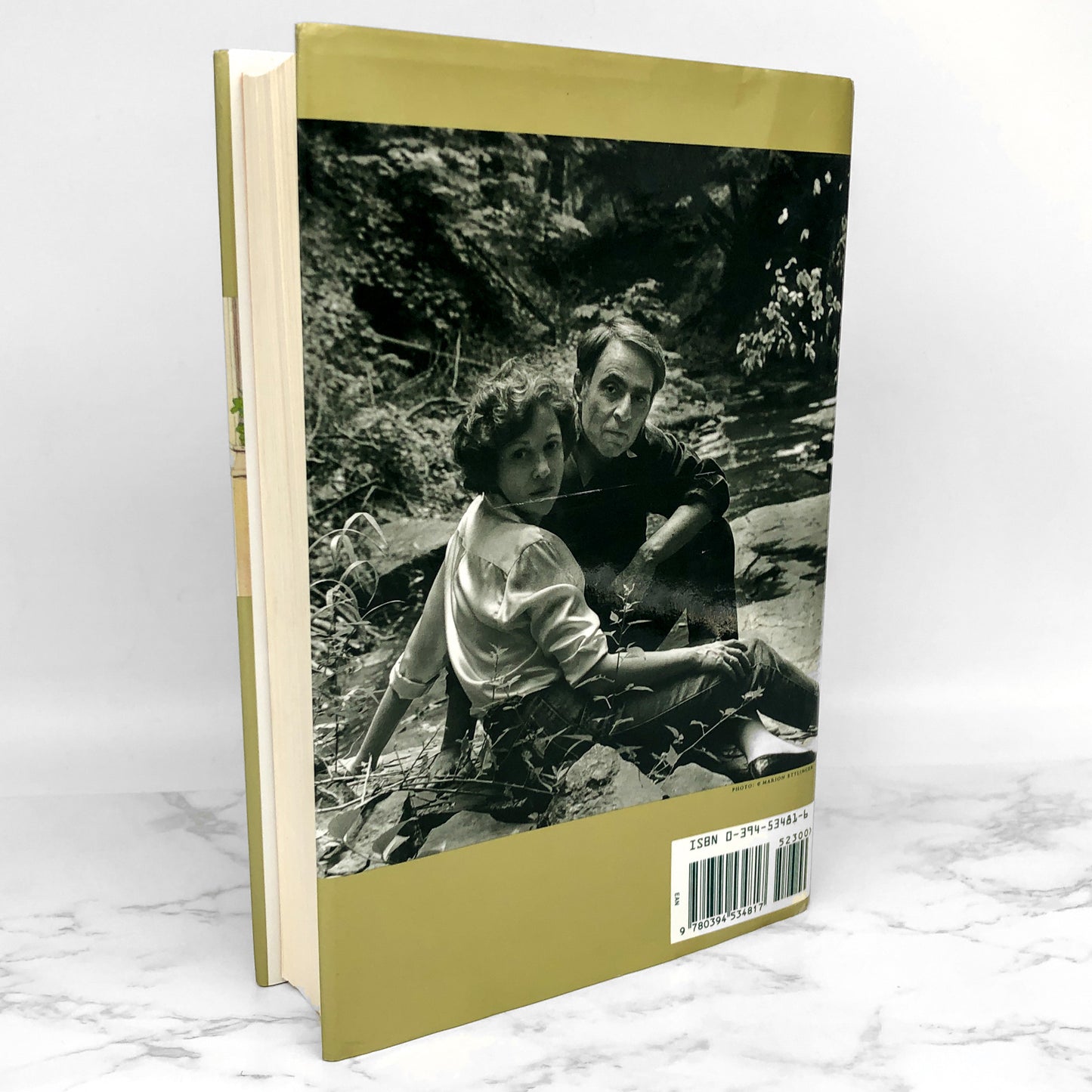 Shadows of Forgotten Ancestors by Carl Sagan & Ann Druyan [FIRST EDITION] 1992