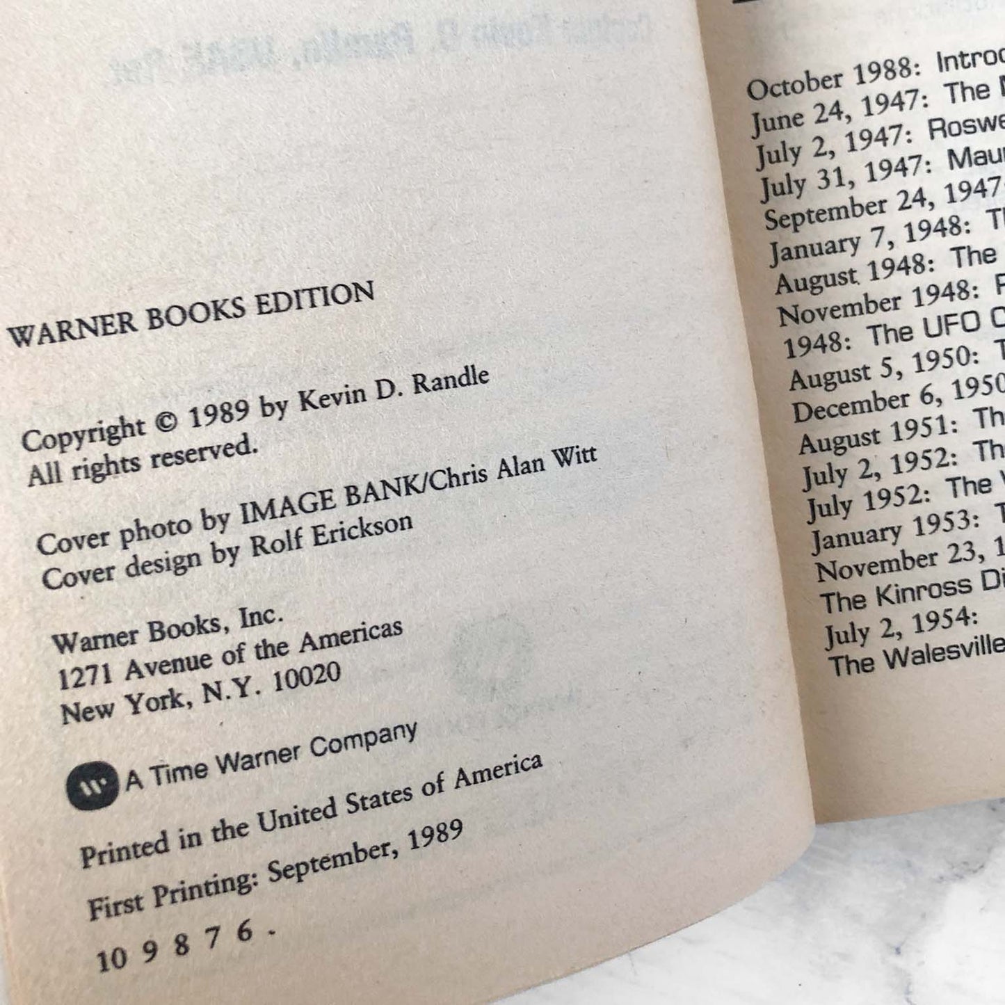 The UFO Casebook by Captain Kevin D. Rendal [1989 PAPERBACK]