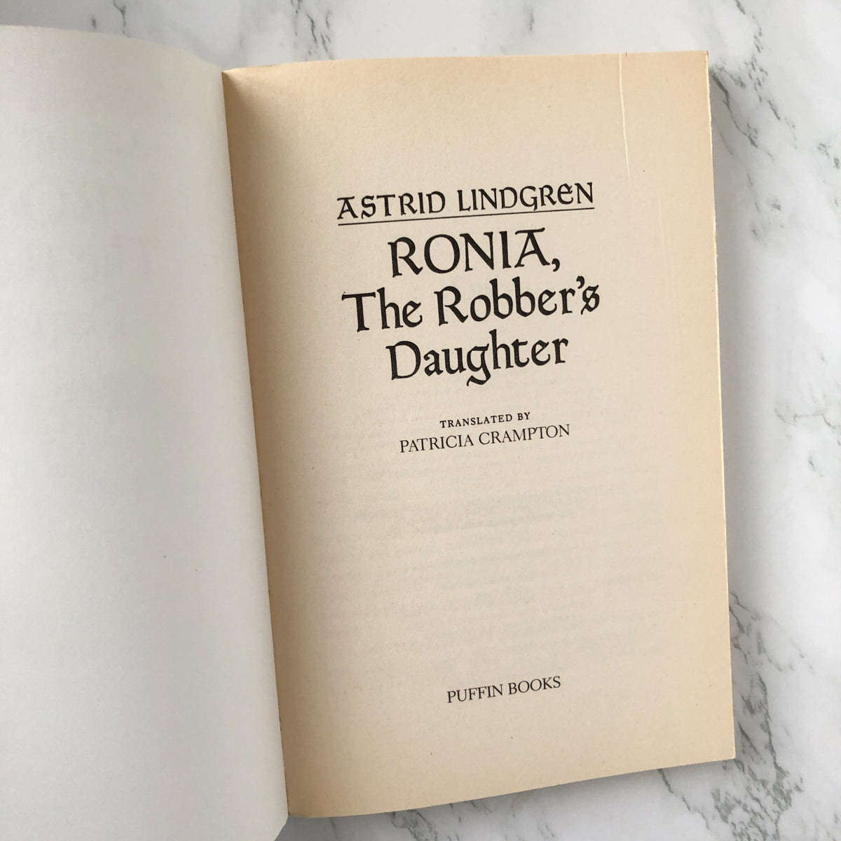 Ronia The Robber's Daughter by Astrid Lindgren [1985 TRADE PAPERBACK] - Bookshop Apocalypse
