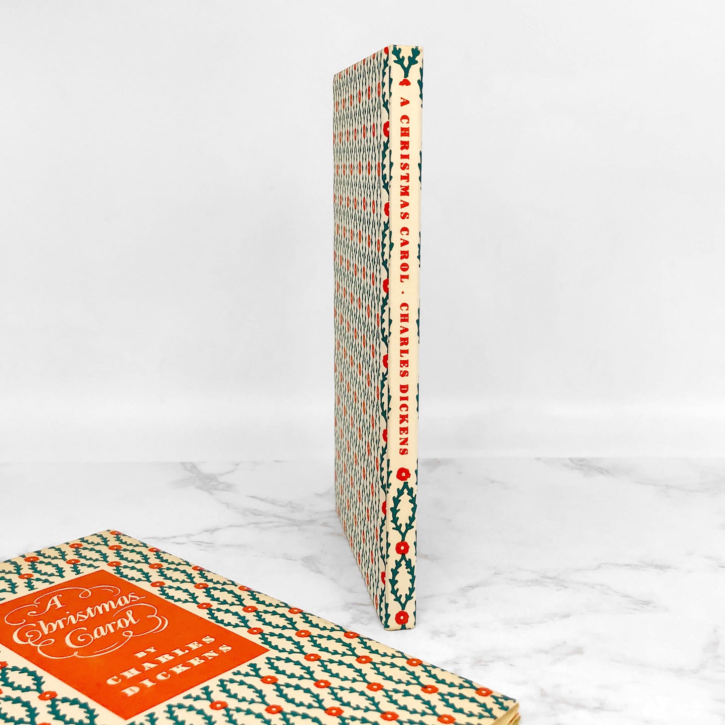 A Christmas Carol by Charles Dickens [1960 HARDCOVER] Peter Pauper Press